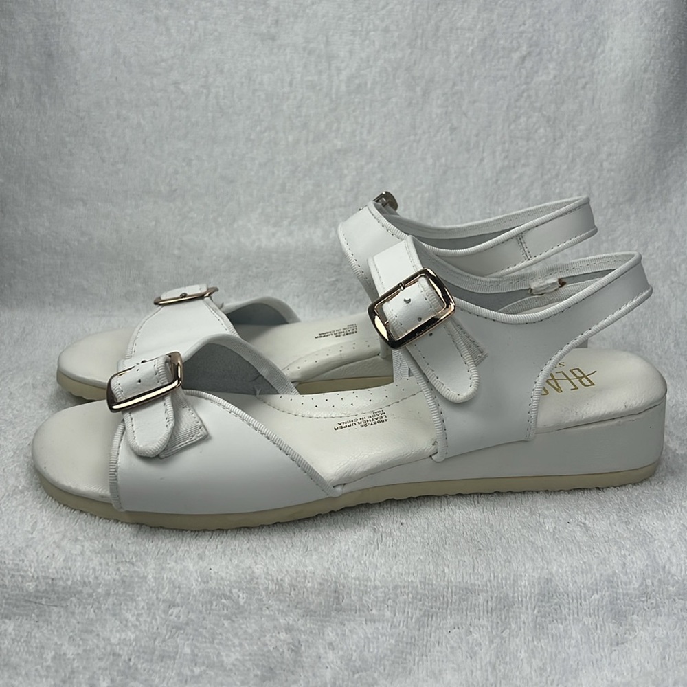 Beacon, white leather upper size 10 narrow sandal - Picture 2 of 6